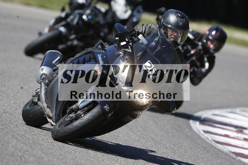 /Archiv-2025/48 25.08.2025 Cornu Master School ADR/blau-bleu/27